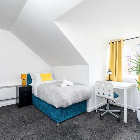 Two-storey Flat For Contractors And Families Apartment