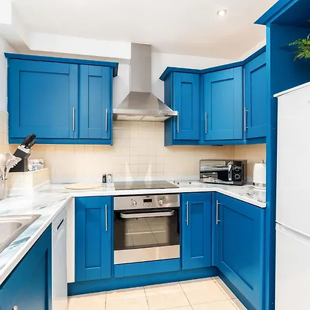 Apartment Two-storey Flat For Contractors And Families