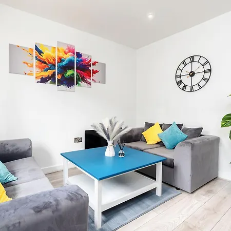 Two-storey Flat For Contractors And Families